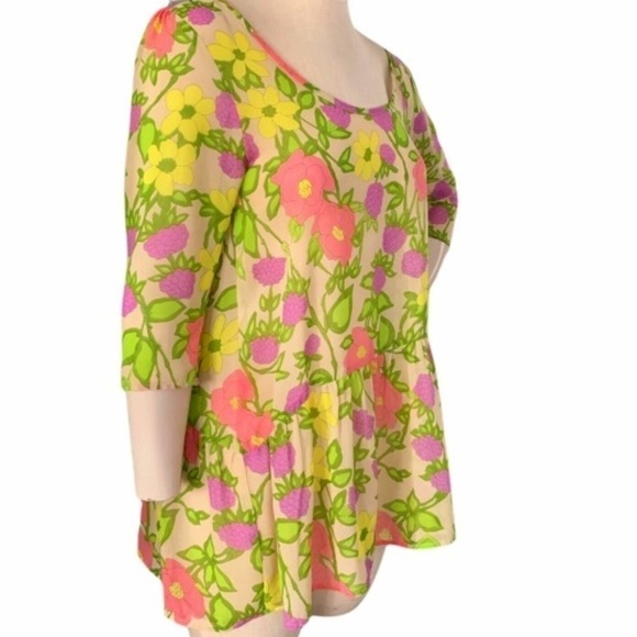 Everly Sheer Floral Peplum Blouse Sz S/M Multicolor #232J - Picture 2 of 5